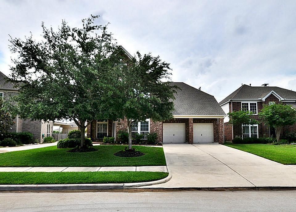 1st image of 25722 Shady Spruce Ln