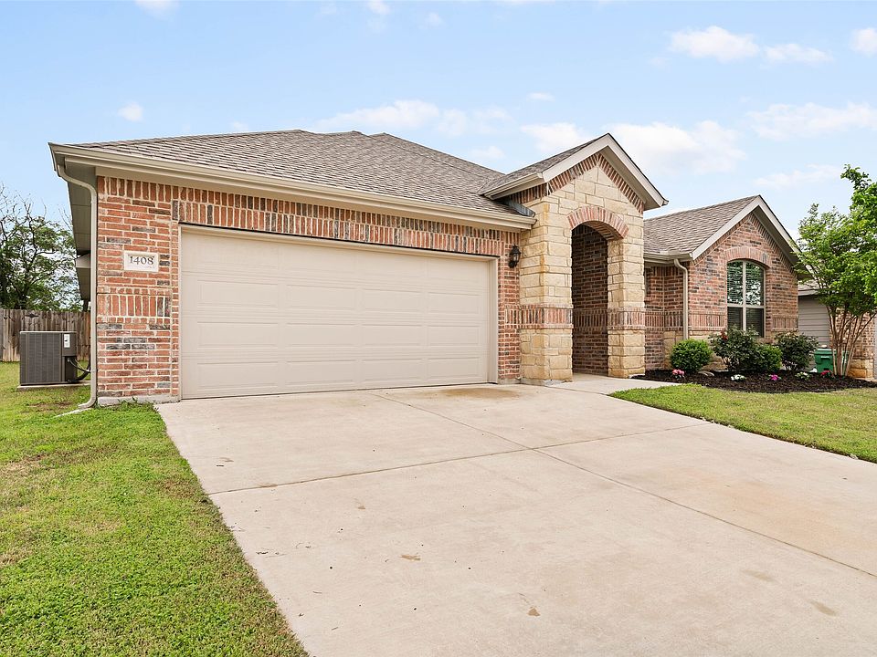 1st image of 1408 Black Oak Dr