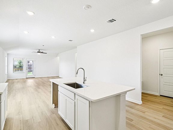 2nd image of 16249 Parish Pointe Ct