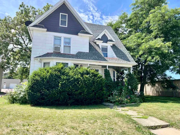 139 E Main St, Campbellsport, WI 53010