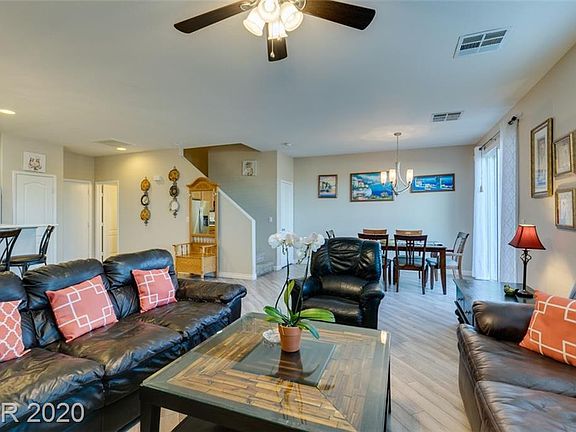 5th image of 6122 Pine Villa Ave Unit 102