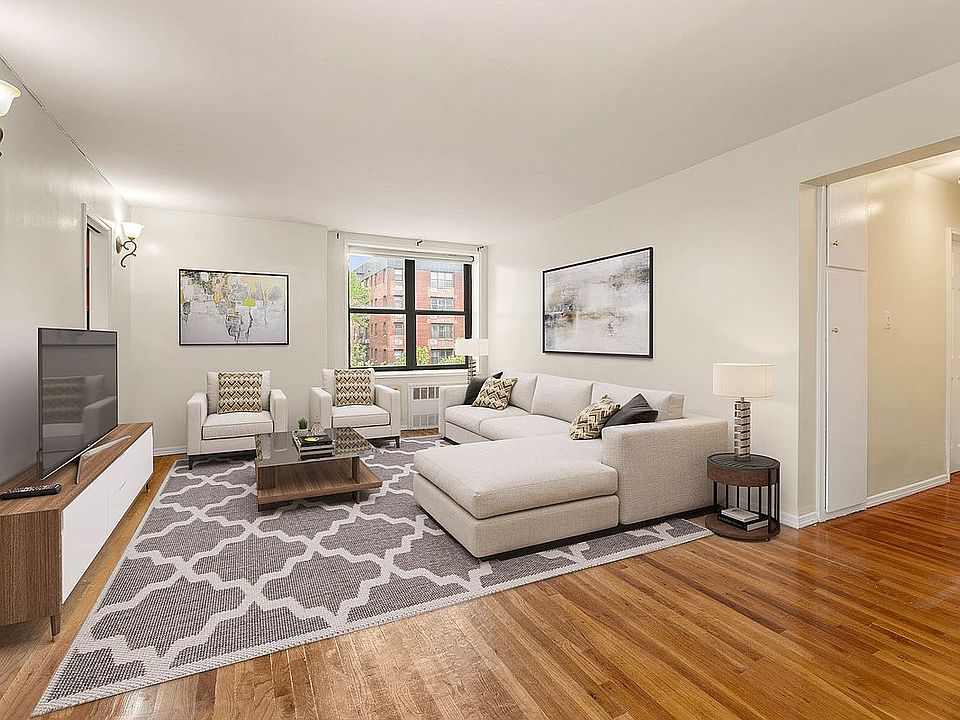 1st image of 1200 E 53rd St APT 5A