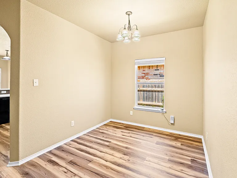 9911 Rostock Ln — Photo 11
