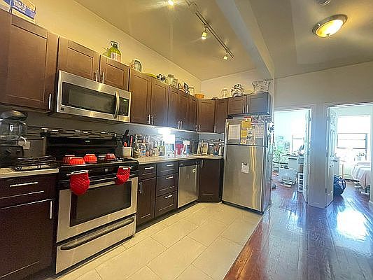 1st image of 851 Flatbush Ave #2