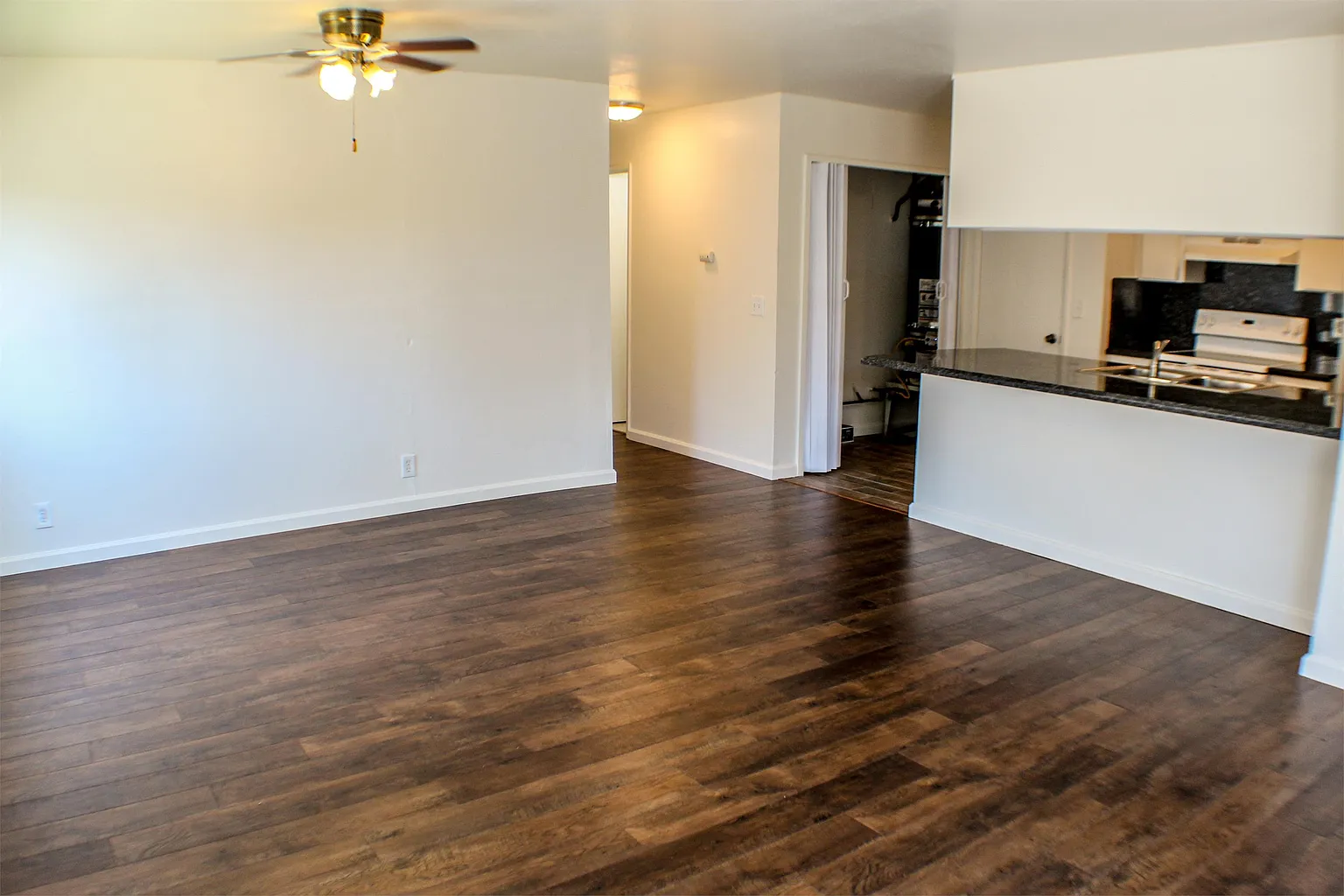 2611 Georgetown Ln photo 1