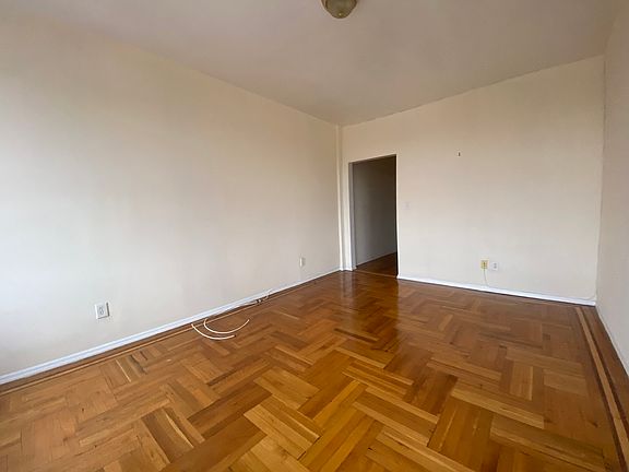 2nd image of 536 Fort Washington Ave APT 5G