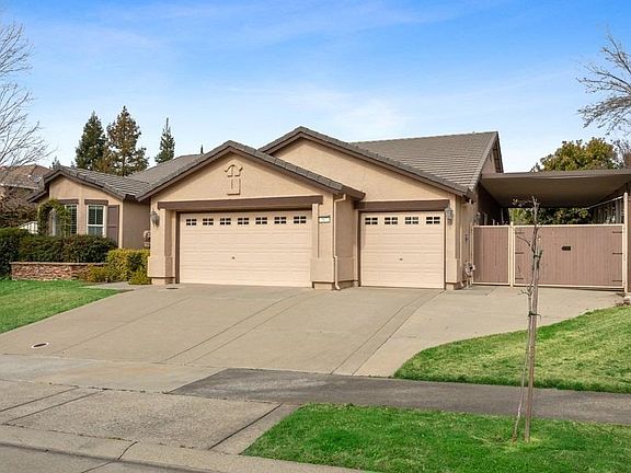 2nd image of 317 Caldarella Cir