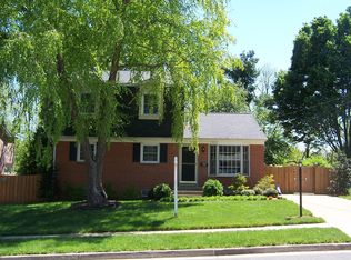 318 Valley View Ave SW, Leesburg, VA 20175