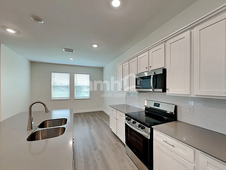 2246 Dablon Ct — Photo 4