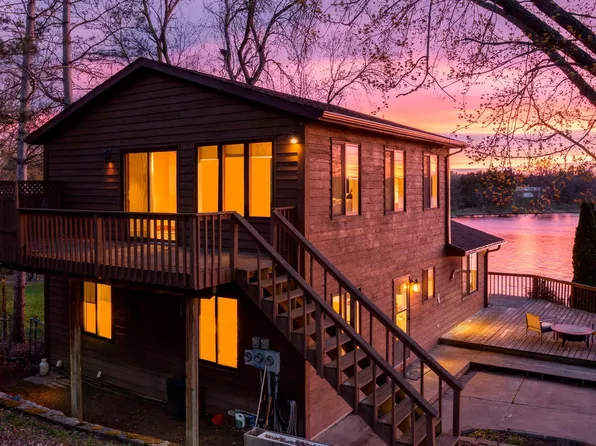 19091 Island View Dr, Mora, MN 55051