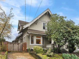 2940 SE Woodward St, Portland, OR 97202