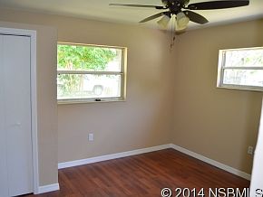 4th image of 609 Edward St