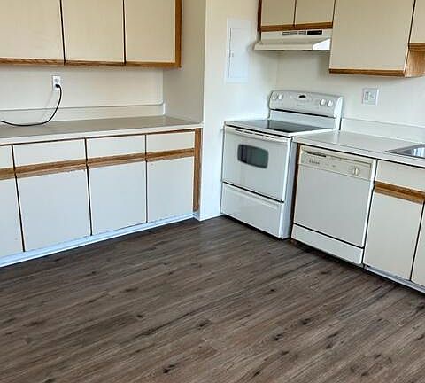 2nd image of 218 Bedford St APT 3A