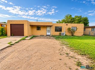 304 S Sycamore Ave, Roswell, NM 88203
