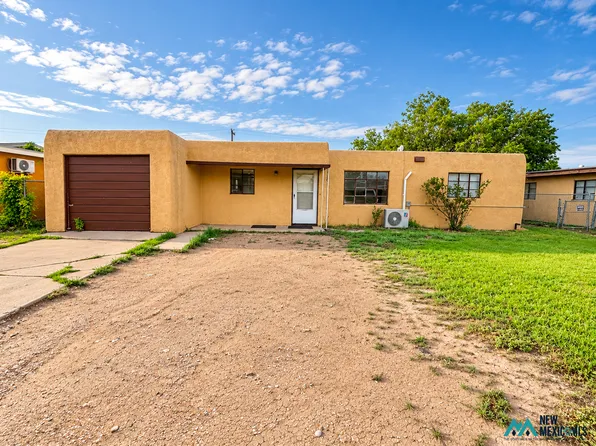 304 S Sycamore Ave, Roswell, NM 88203
