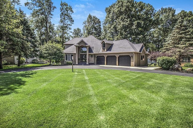 1st image of 26190 Woodsong Ct