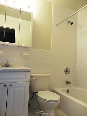 Rented by City Connections Realty | media 31