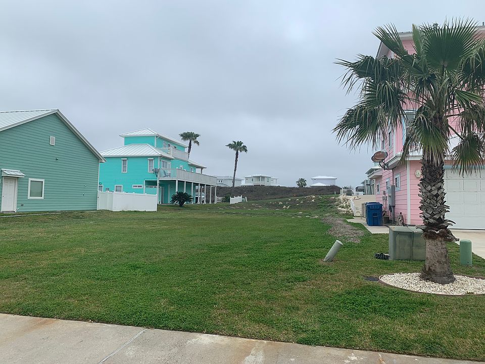 1st image of 243 Mustang Royale Blvd
