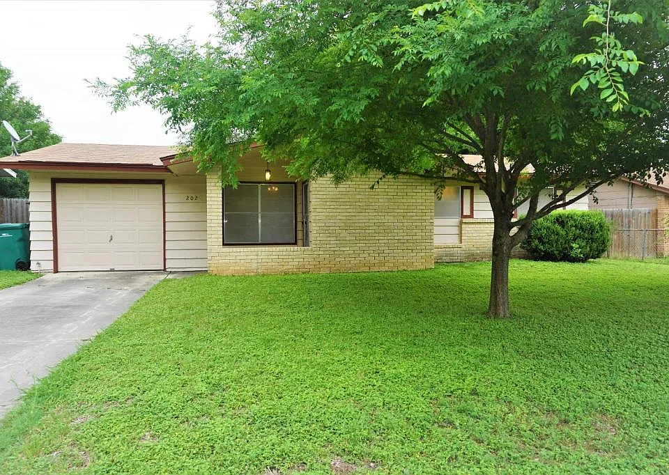 202 Brenda Dr