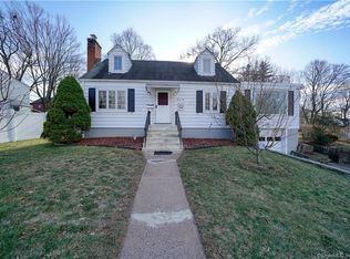 26 Jensen St, Manchester, CT 06042