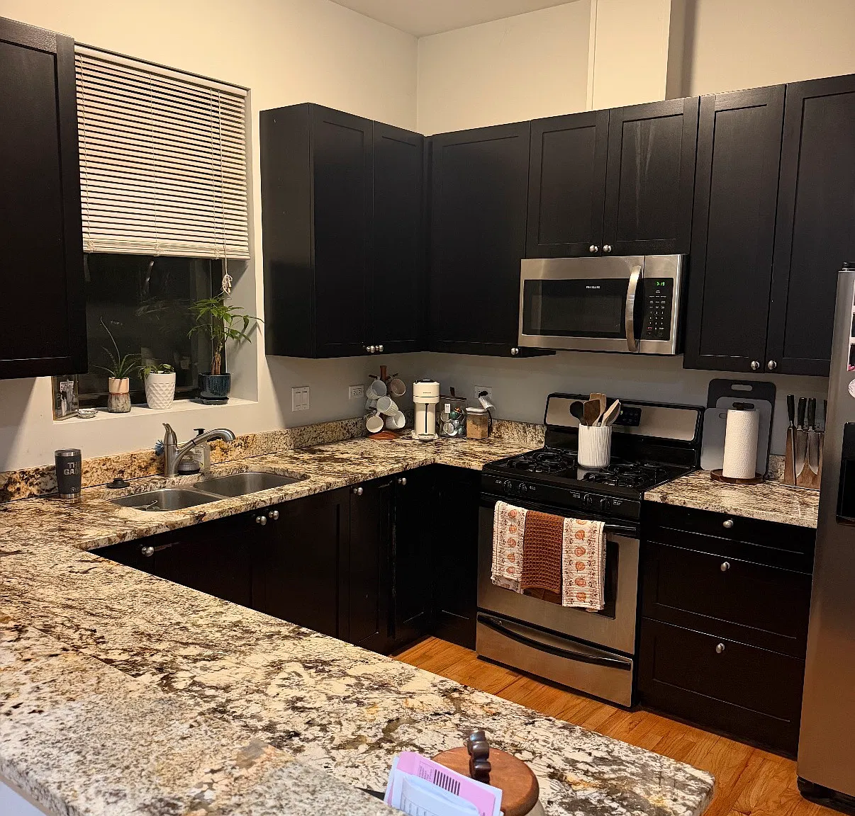 2 bed, 1360 sqft, $3,858 — Photo 2