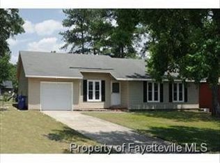 3302 Hedgemoor Cir, Spring Lake, NC 28390