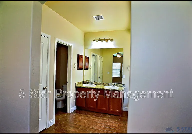 2200 Willie Mier St — Photo 28
