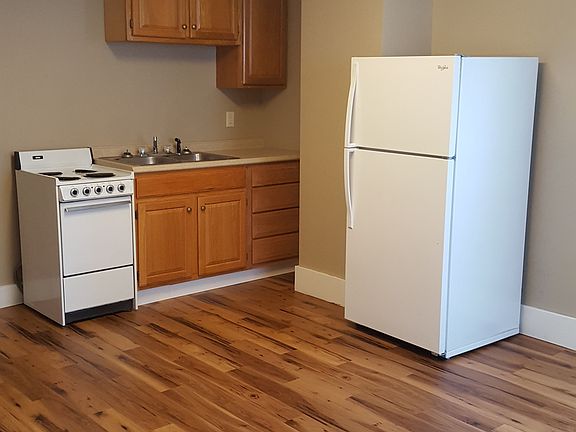 5th image of 430 E 5th St APT 4