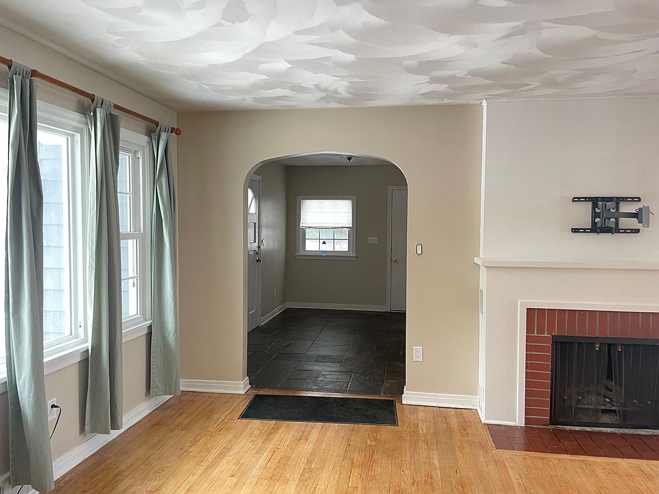 Foyer from Living room