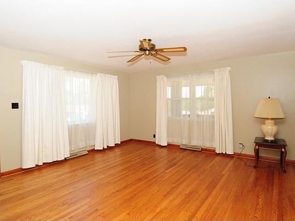 5th image of 4406 Saint Francis Dr