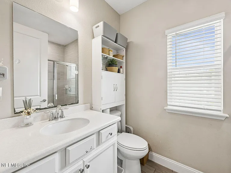 118 Sadler Ct — Photo 29