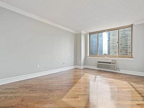 3rd image of 65 2nd St #2301