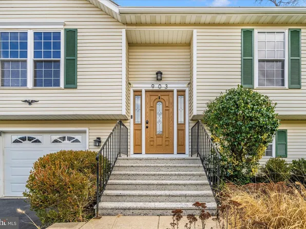 903 Winding Way, Mount Airy, MD 21771
