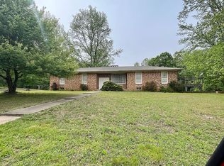 535 Crownover Rd, Lexington, TN 38351