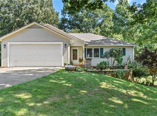 104 Shortie Ct, King, NC 27021
