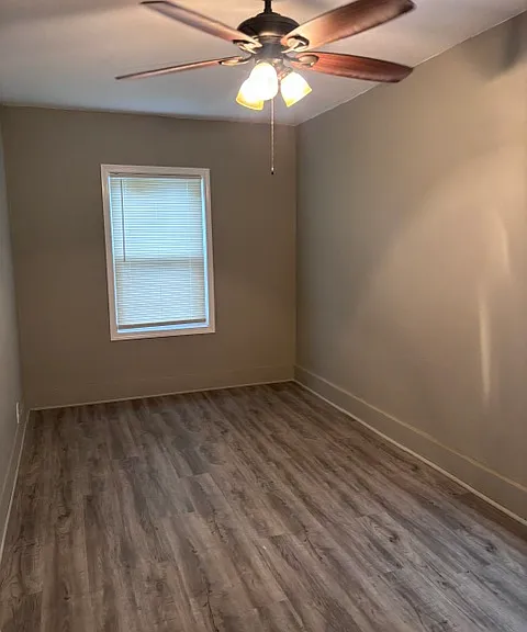 304 Livingston Ave — Photo 6
