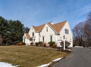 14 Wilders Pass, Canton, CT 06019