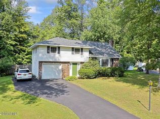 37 Denkers Dr, Ballston Lake, NY 12019
