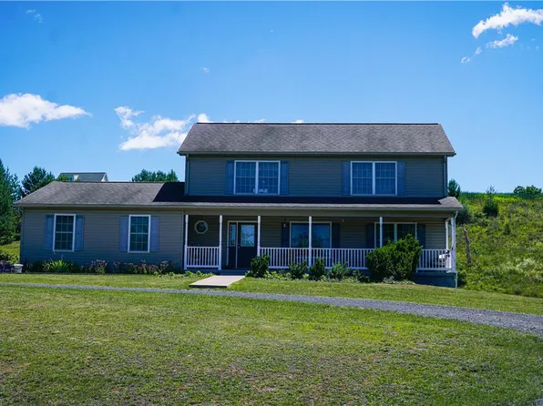 1275 Sugar Hollow Rd, Saylorsburg, PA 18353