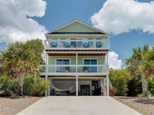 104 Loreen Drive, Surf City, NC 28445