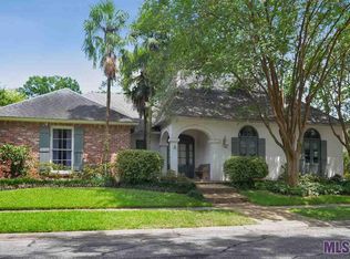 3839 Willow Bay Dr, Baton Rouge, LA 70809