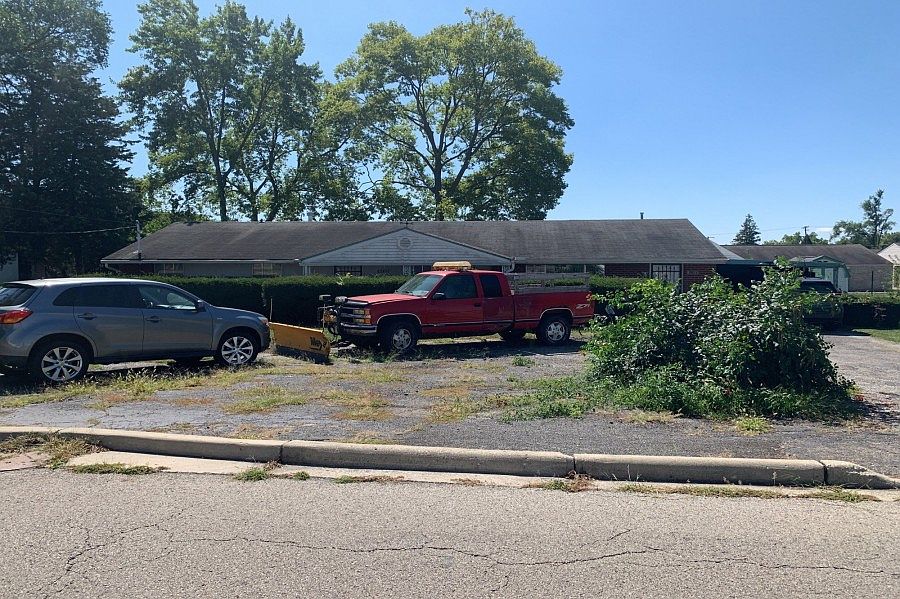 1st image of 4260 Murdock Ave