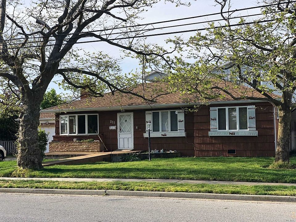 1st image of 211 Sunset Ave