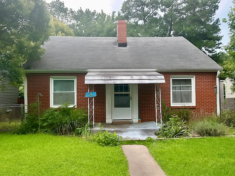2816 Broad St — Photo 1
