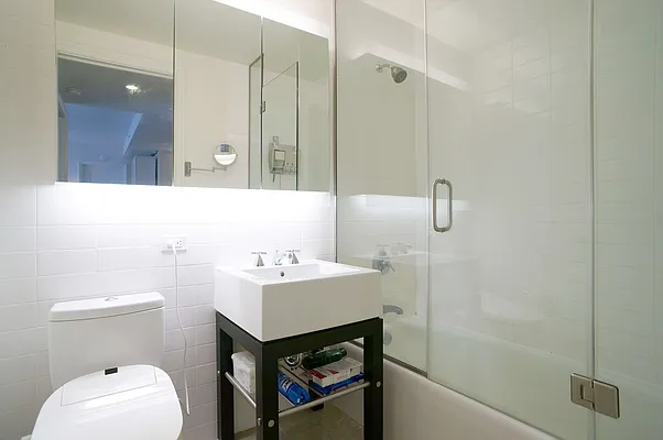 Rented by Compass | media 25