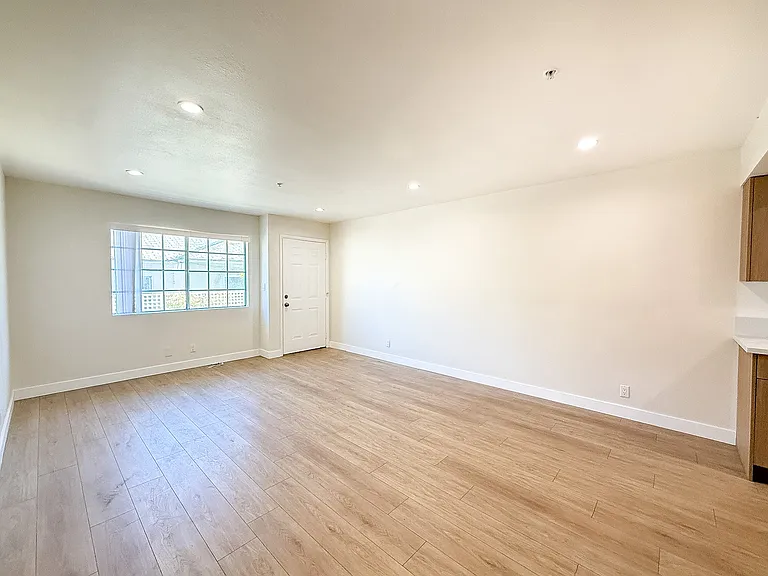 306 N Howard St #2 — Photo 8