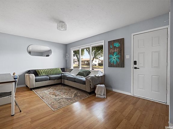5th image of 64 Coldwell ROAD