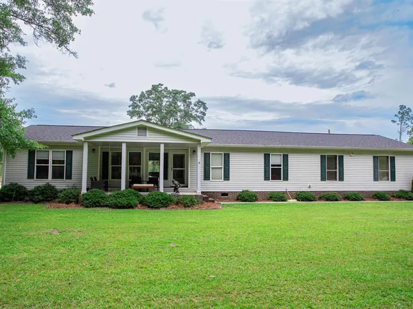 1640 Lawhorn Rd, Cassatt, SC 29032