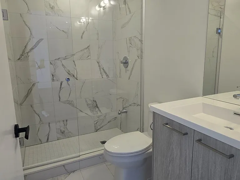 28 Interchange Way #1503 — Photo 14