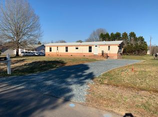 717 Edgehill Dr, Monroe, NC 28110
